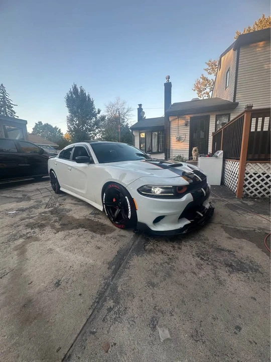 2016 Dodge Charger SRT & 392 7th Gen - Image 3 of 5