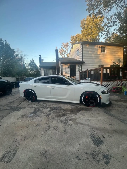 2016 Dodge Charger SRT & 392 7th Gen - Image 2 of 5