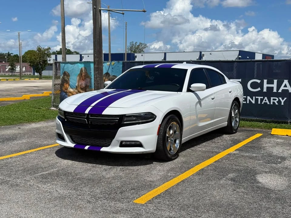 2016 Dodge Charger 7th Gen - Image 2 of 12