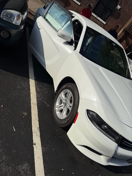 2016 Dodge Charger 7th Gen - Image 4 of 7