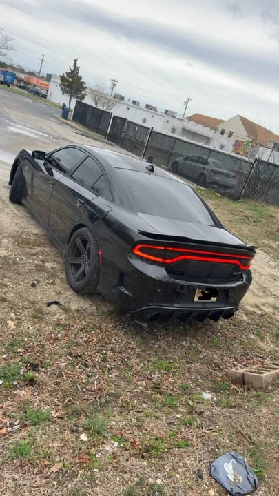2016 Dodge Charger SRT Hellcat 7th Gen - Image 15 of 20