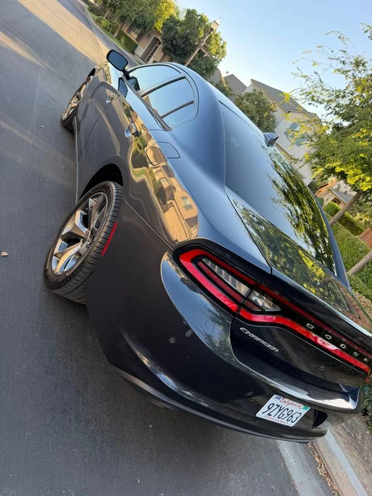 2016 Dodge Charger 7th Gen - Image 2 of 10