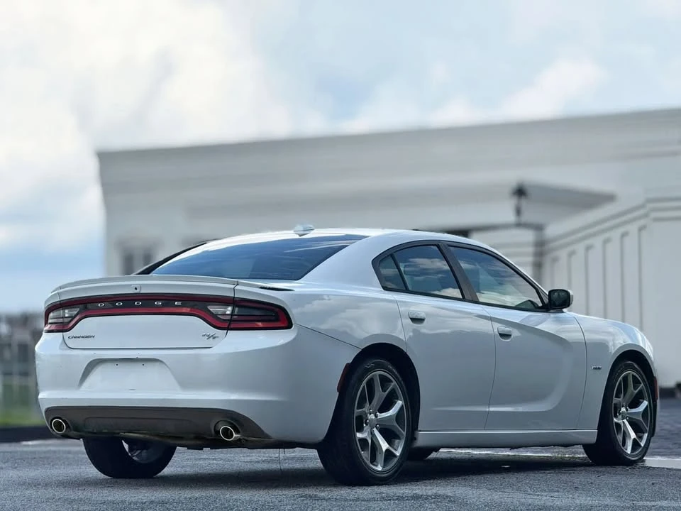 2016 Dodge Charger 7th Gen - Image 12 of 20