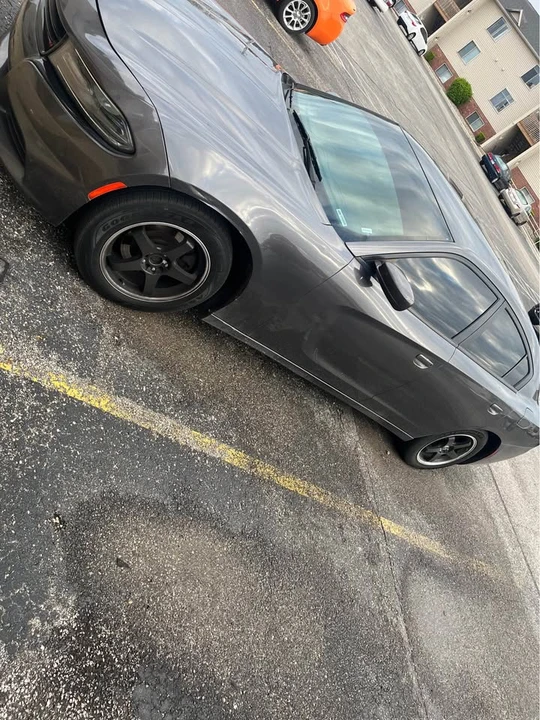 2016 Dodge Charger 7th Gen - Image 2 of 10