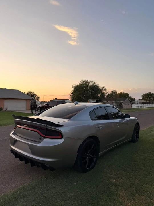 2016 Dodge Charger 7th Gen - Image 5 of 11
