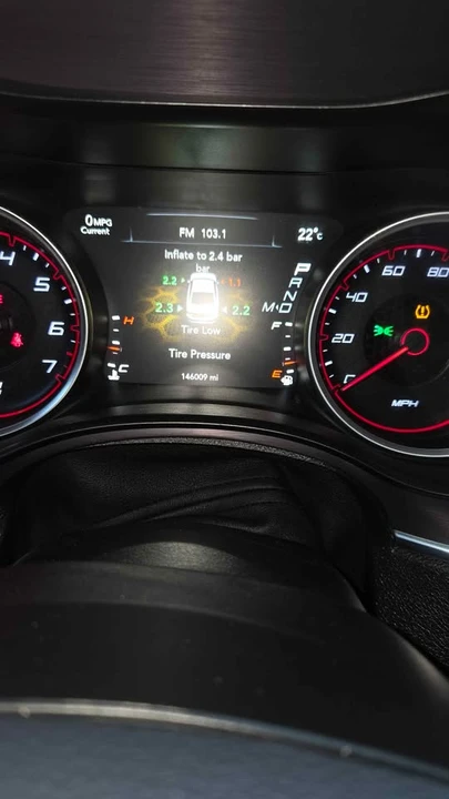 2016 Dodge Charger 7th Gen - Image 6 of 6