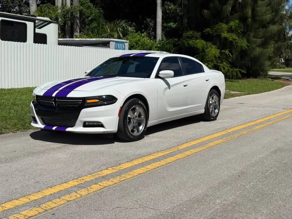 2016 Dodge Charger 7th Gen - Image 3 of 11
