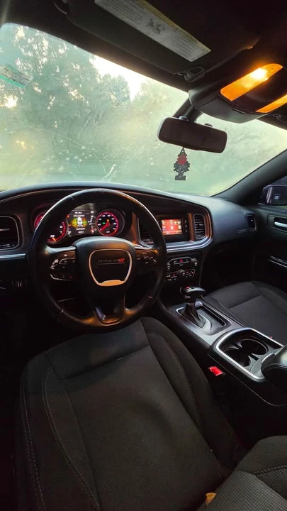 2016 Dodge Charger 7th Gen - Image 5 of 6