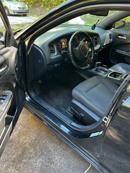 2016 Dodge Charger 7th Gen - Image 2 of 16