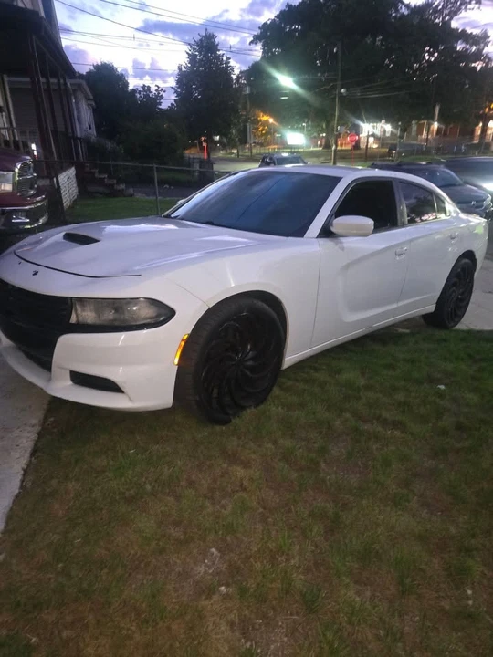 2016 Dodge Charger 7th Gen - Image 2 of 2
