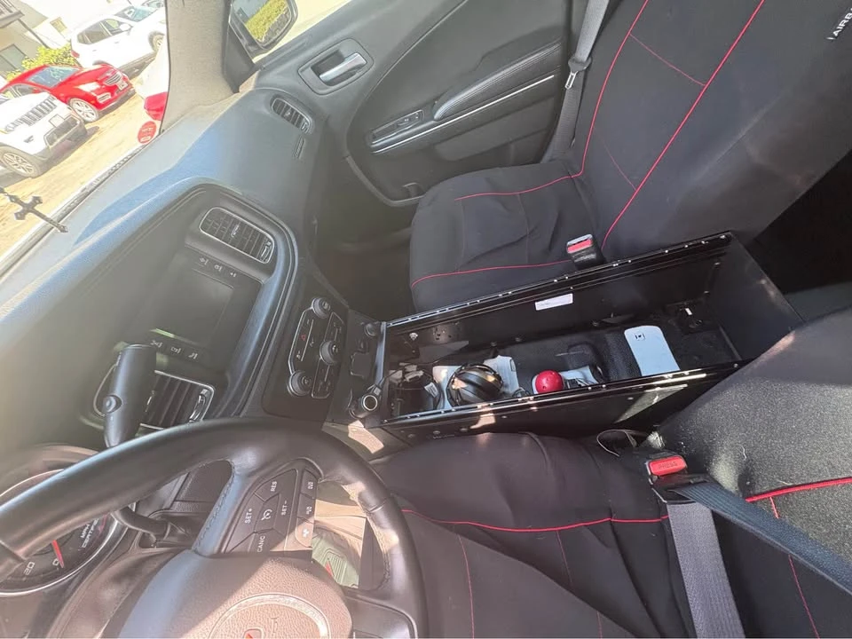 2016 Dodge Charger 7th Gen - Image 9 of 10