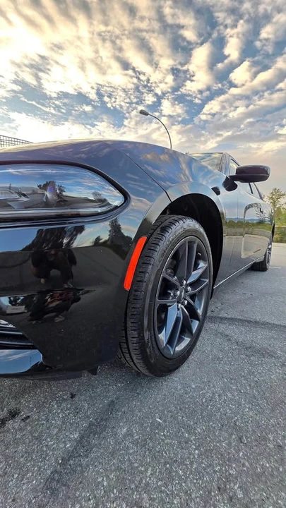 2016 Dodge Charger 7th Gen - Image 2 of 15