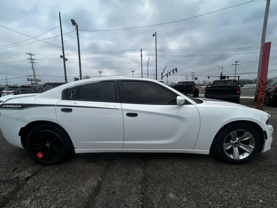 2016 Dodge Charger 7th Gen - Image 8 of 15