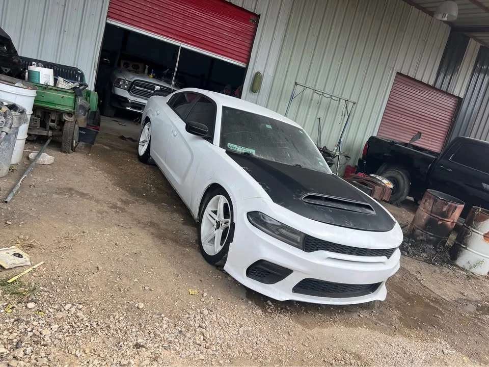 2016 Dodge Charger 7th Gen - Image 3 of 10