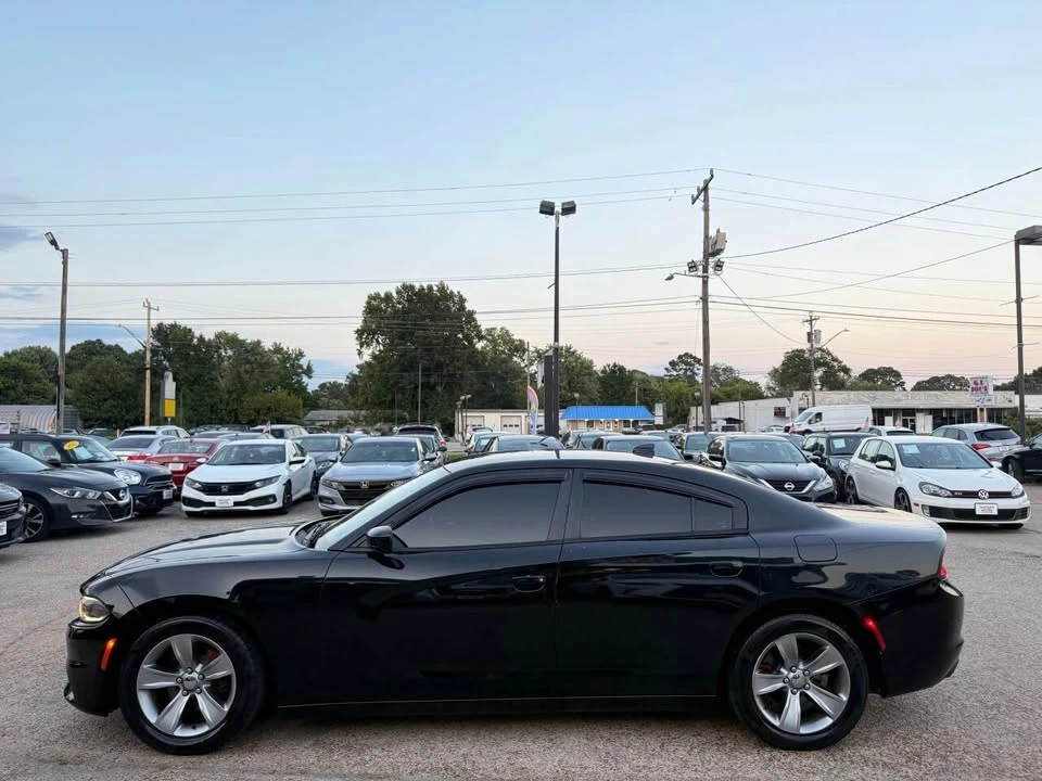 2016 Dodge Charger 7th Gen - Image 10 of 19