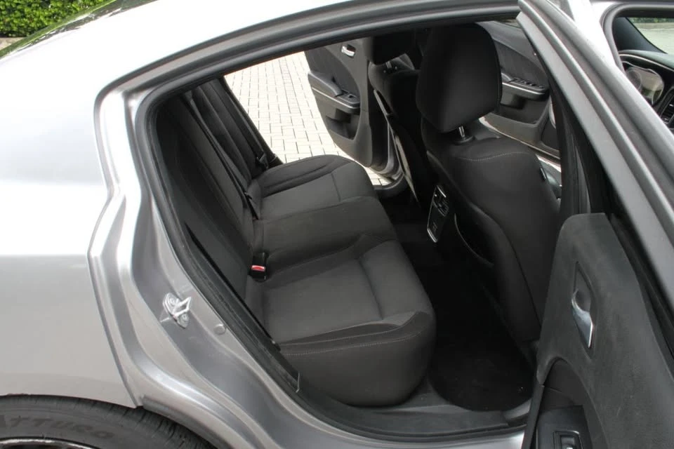 2016 Dodge Charger 7th Gen - Image 14 of 16