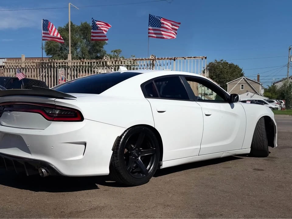 2016 Dodge Charger 7th Gen - Image 2 of 10