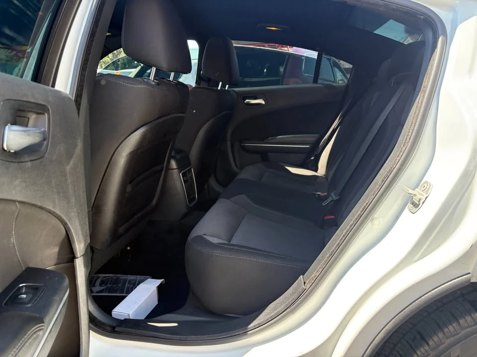 2016 Dodge Charger 7th Gen - Image 12 of 15