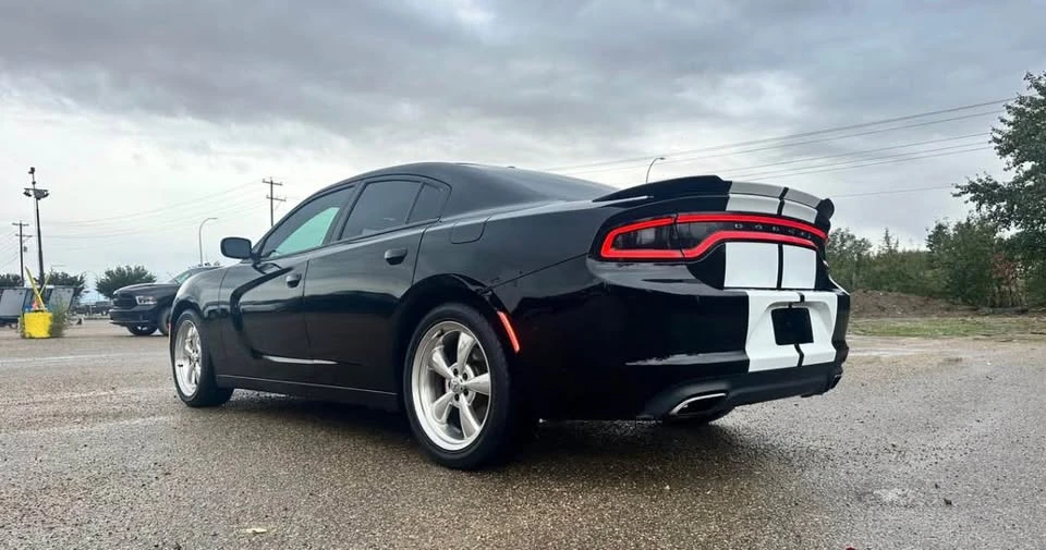 2016 Dodge Charger 7th Gen - Image 5 of 11
