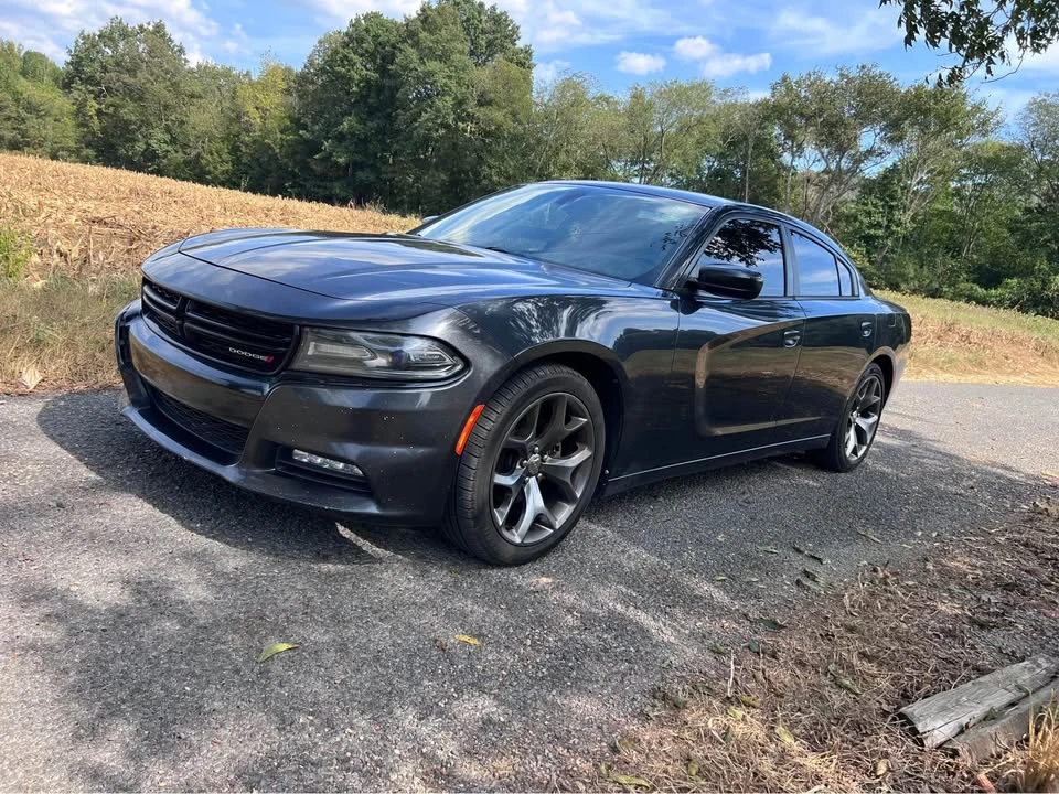 2016 Dodge Charger 7th Gen - Image 2 of 10
