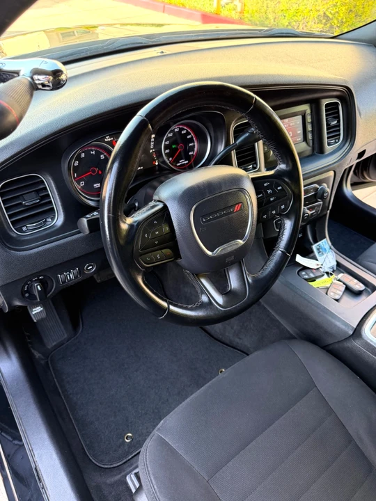 2016 Dodge Charger 7th Gen - Image 19 of 31