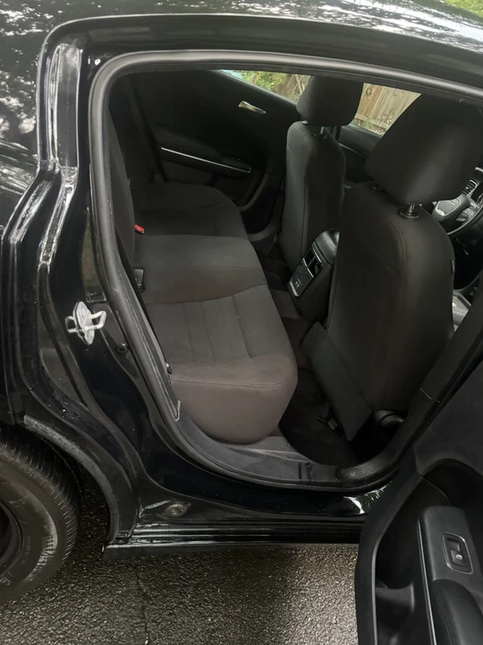2016 Dodge Charger 7th Gen - Image 6 of 10