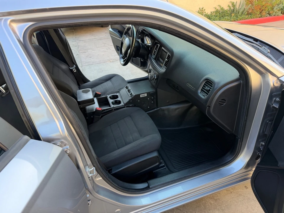 2016 Dodge Charger 7th Gen - Image 17 of 31