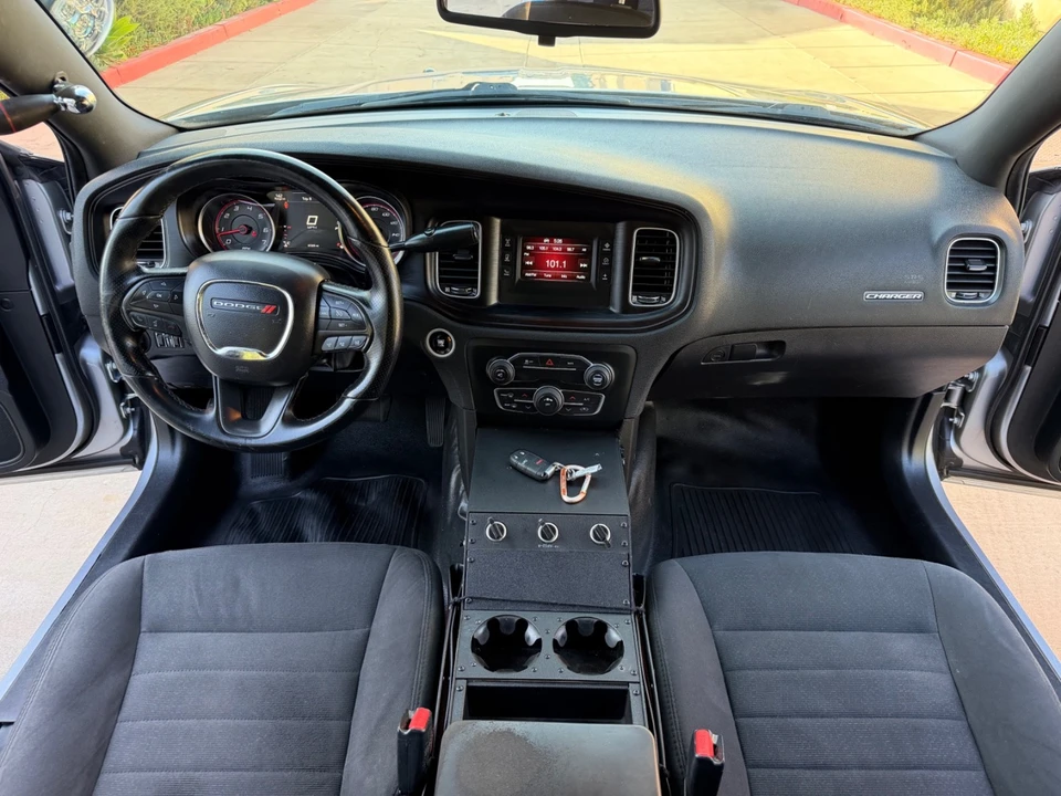 2016 Dodge Charger 7th Gen - Image 18 of 31