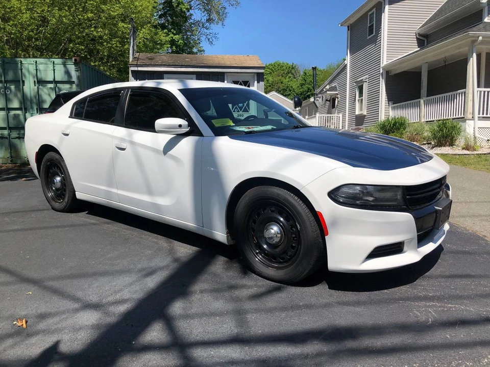 2016 Dodge Charger 7th Gen - Image 2 of 10