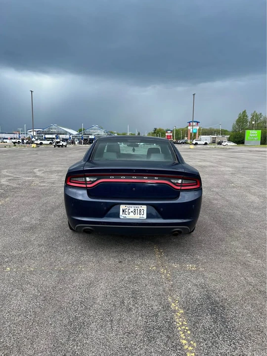 2016 Dodge Charger 7th Gen - Image 13 of 19