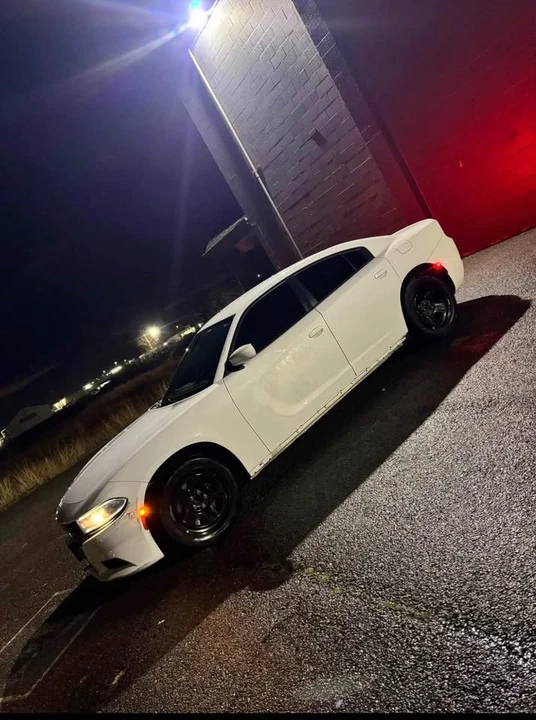 2016 Dodge Charger 7th Gen - Image 5 of 6