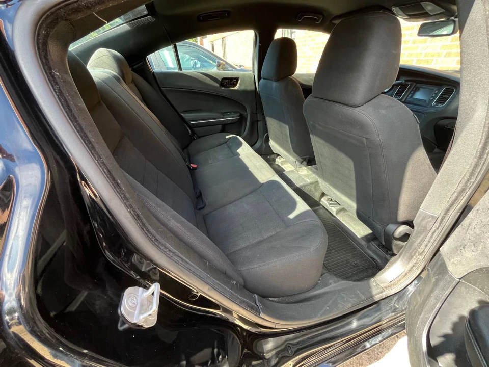 2016 Dodge Charger 7th Gen - Image 9 of 14