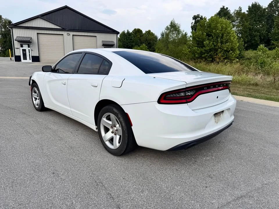 2016 Dodge Charger 7th Gen - Image 3 of 18