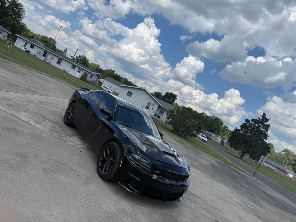 2016 Dodge Charger 7th Gen - Image 2 of 4