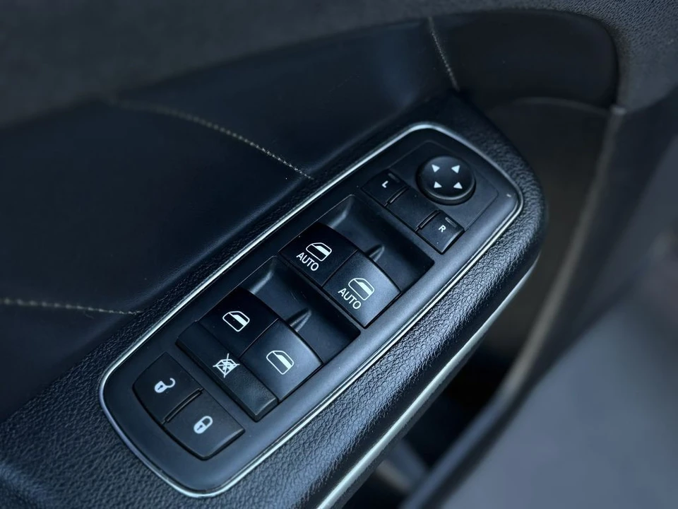 2016 Dodge Charger 7th Gen - Image 19 of 21