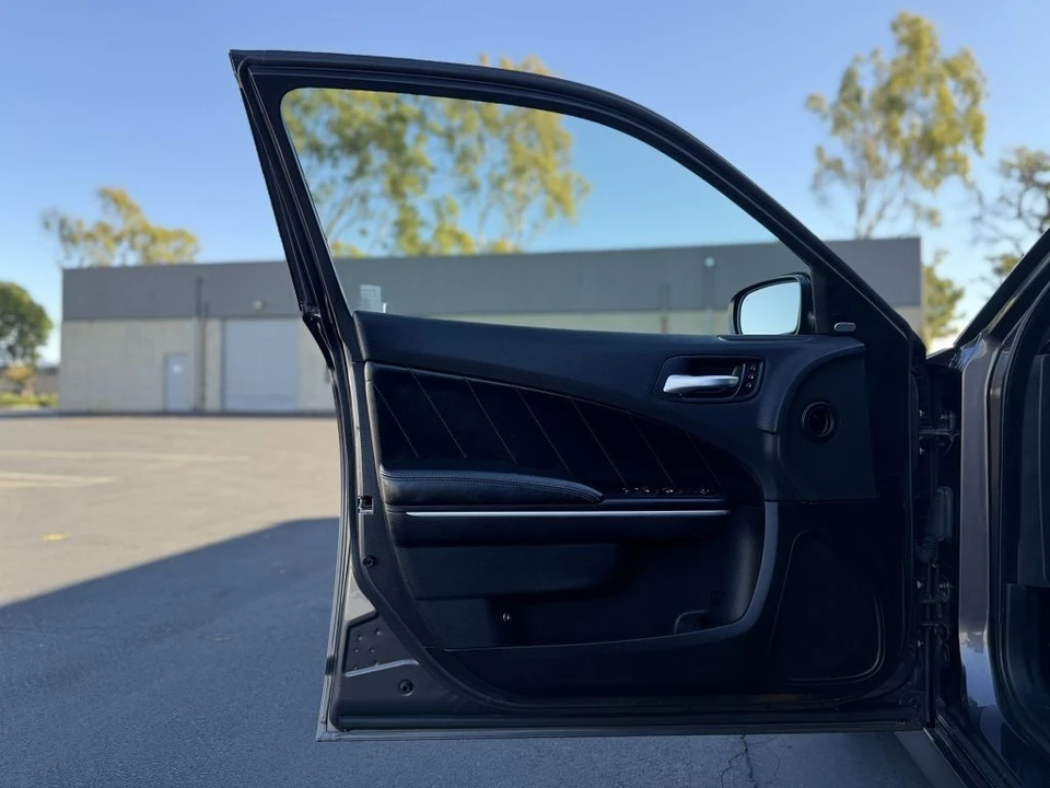 2016 Dodge Charger 7th Gen - Image 18 of 21
