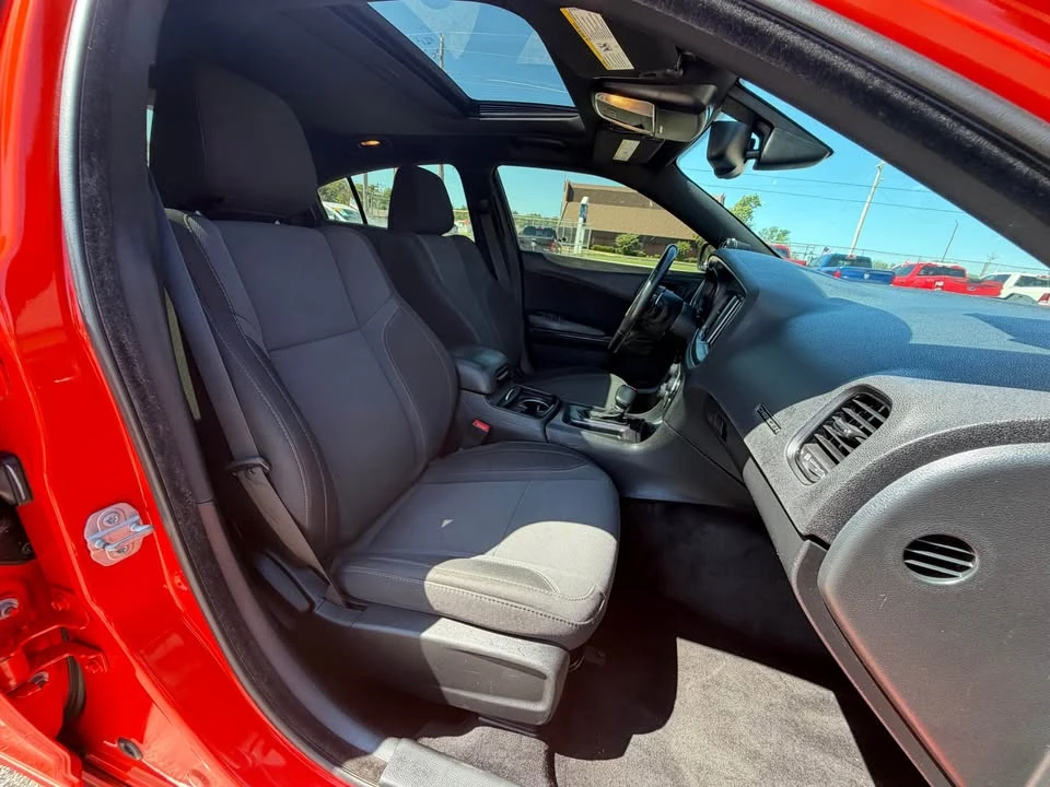 2016 Dodge Charger 7th Gen - Image 19 of 20