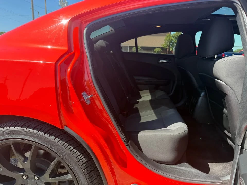 2016 Dodge Charger 7th Gen - Image 16 of 20