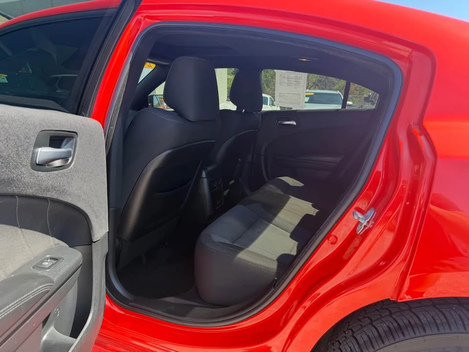2016 Dodge Charger 7th Gen - Image 14 of 20