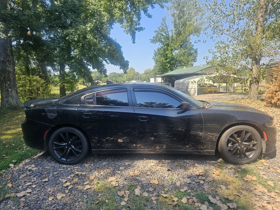 2016 Dodge Charger 7th Gen - Image 9 of 18
