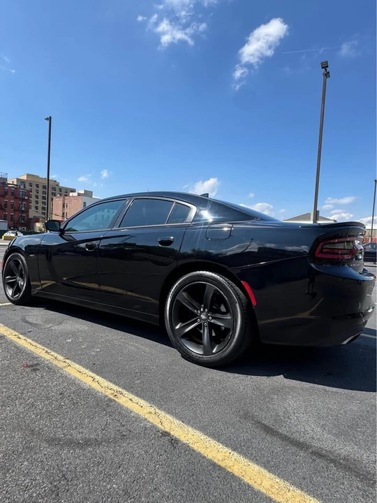 2016 Dodge Charger 7th Gen - Image 4 of 13