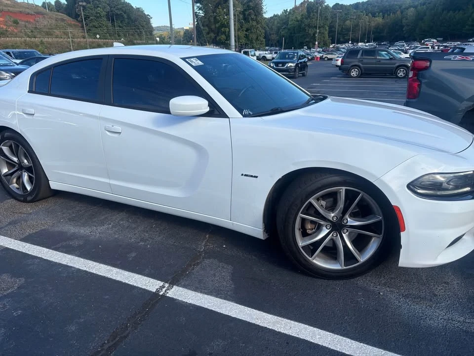 2016 Dodge Charger 7th Gen - Image 5 of 6