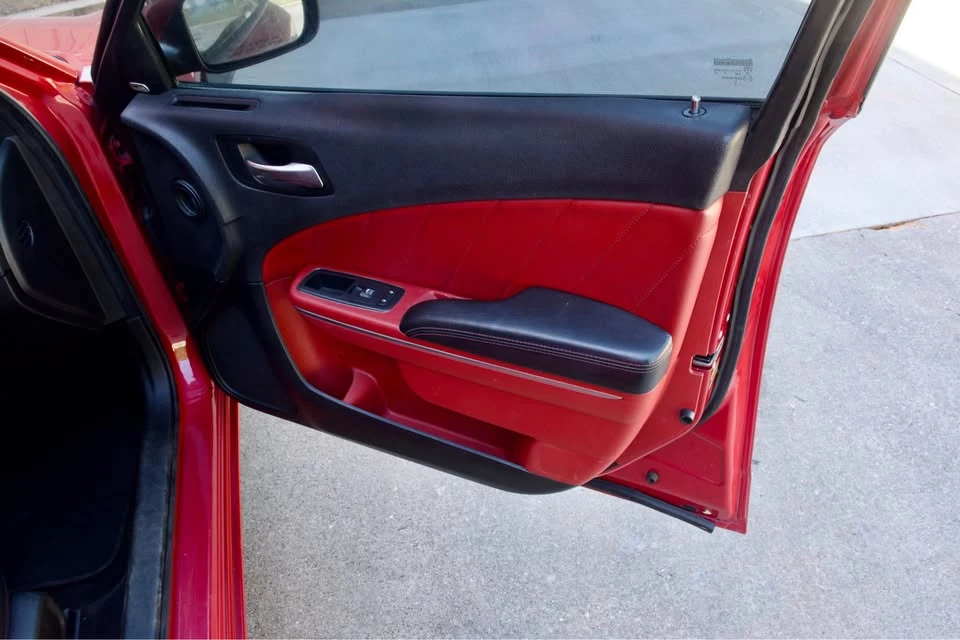2016 Dodge Charger 7th Gen - Image 19 of 20