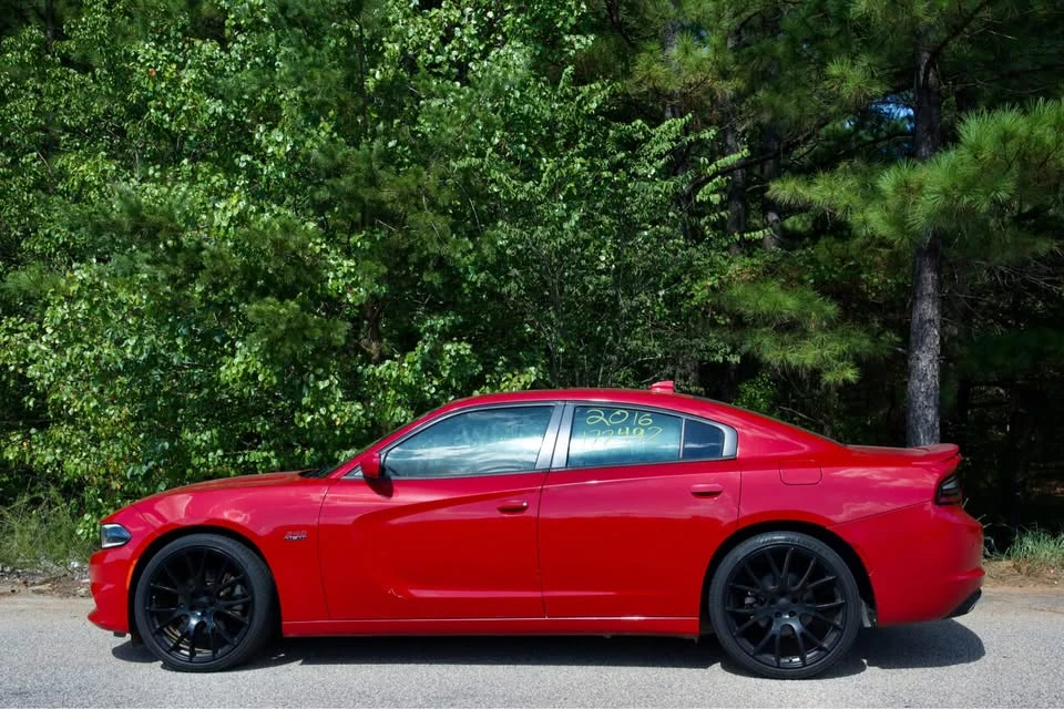 2016 Dodge Charger 7th Gen - Image 2 of 20