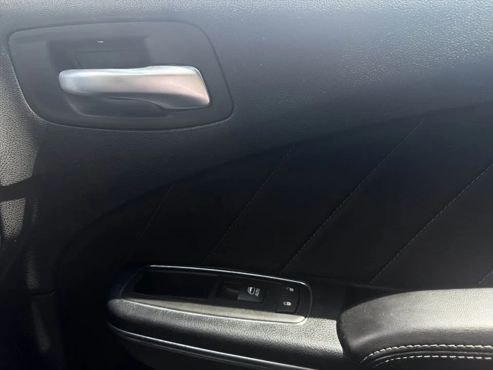 2016 Dodge Charger 7th Gen - Image 16 of 17