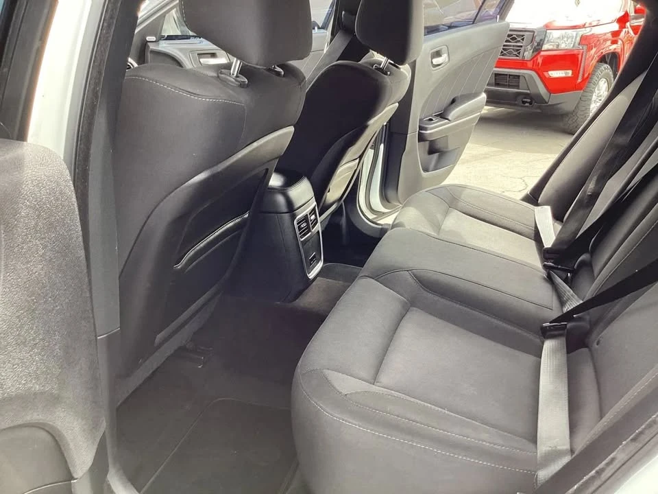 2016 Dodge Charger 7th Gen - Image 14 of 20