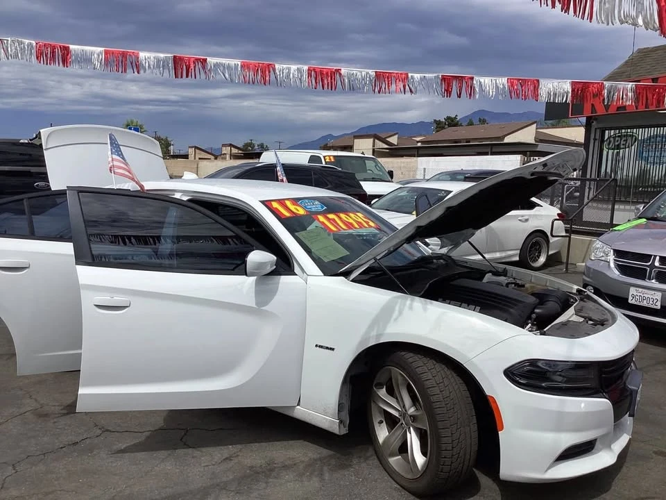 2016 Dodge Charger 7th Gen - Image 12 of 20