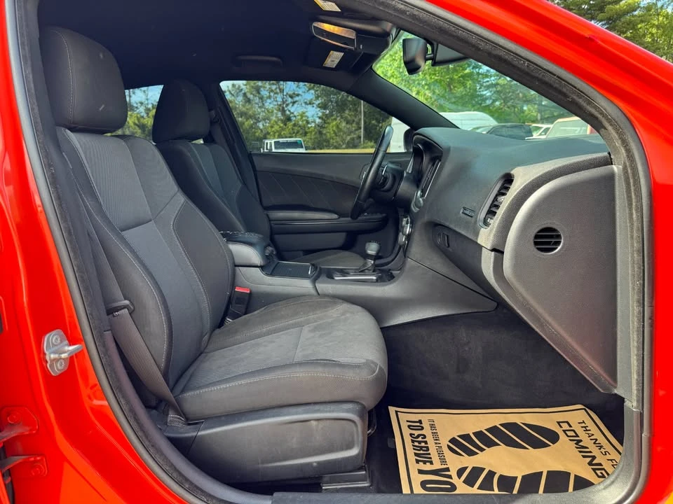 2016 Dodge Charger 7th Gen - Image 17 of 20