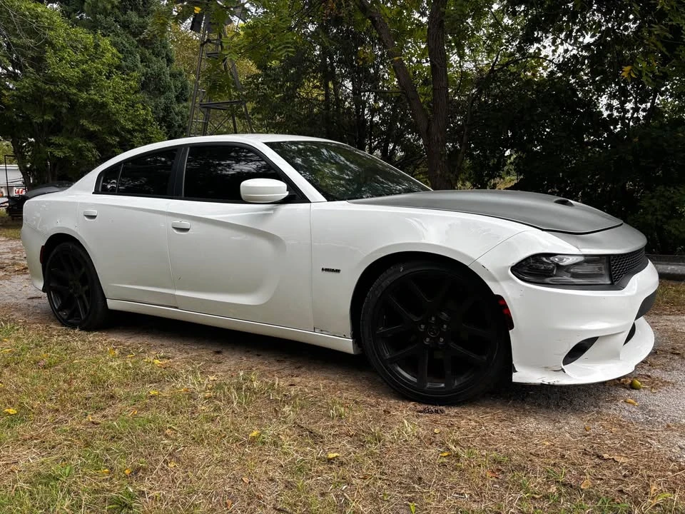 2016 Dodge Charger 7th Gen - Image 5 of 11
