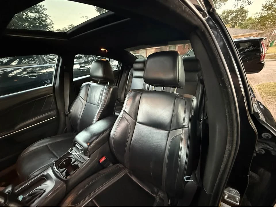2016 Dodge Charger 7th Gen - Image 10 of 11